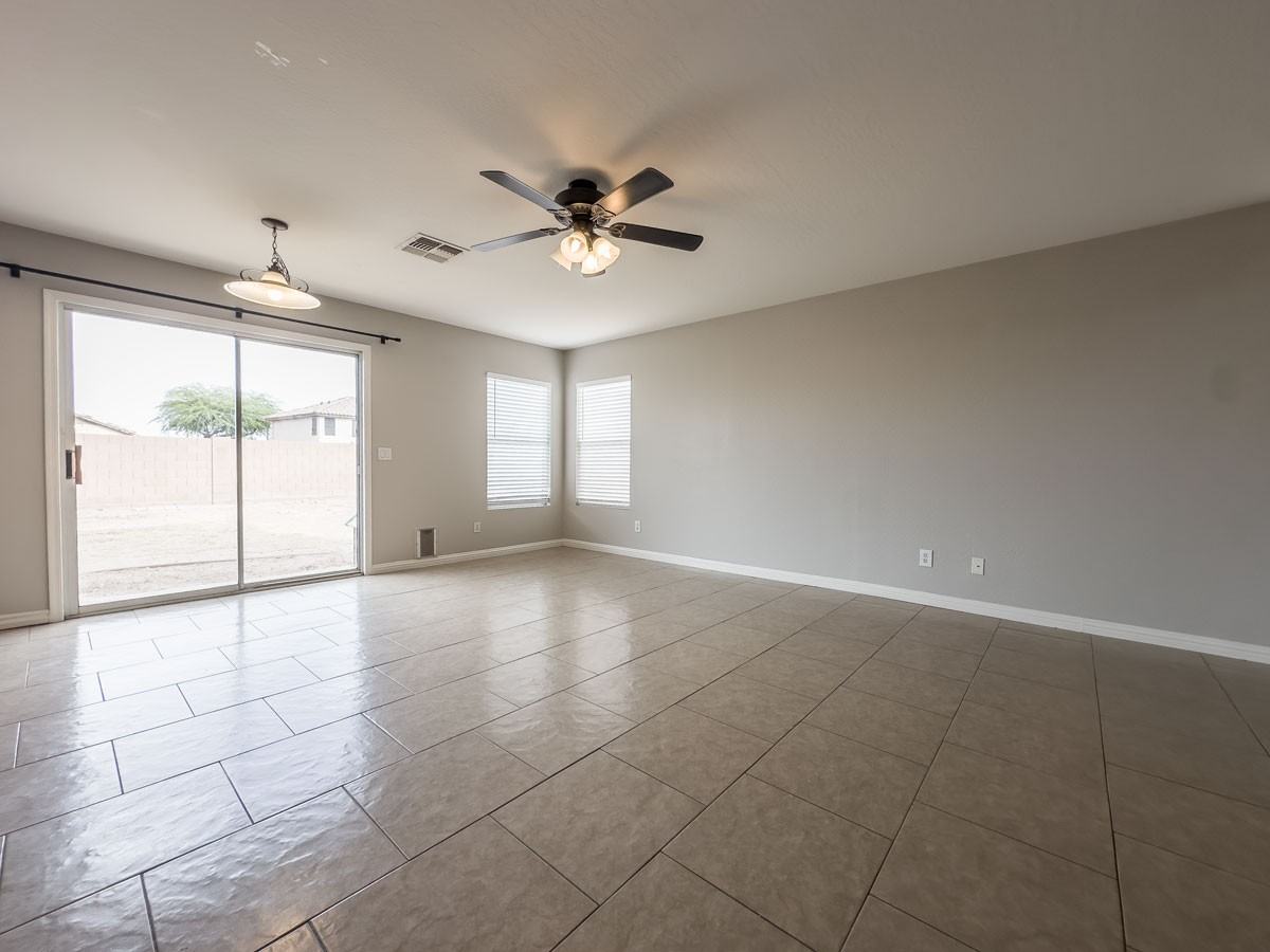 12225 N 122nd Dr - Photo 5 of 23