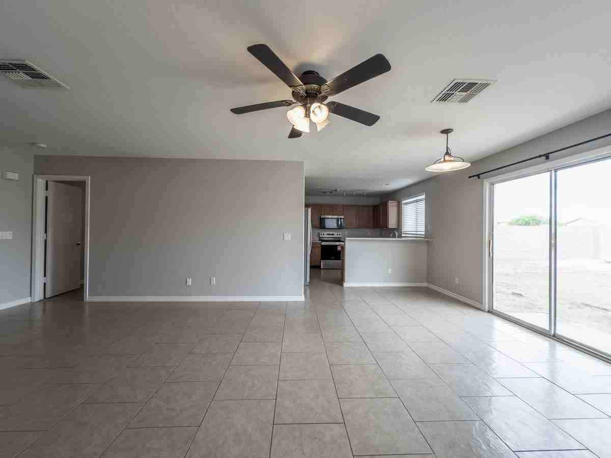 12225 N 122nd Dr - Photo 6 of 23