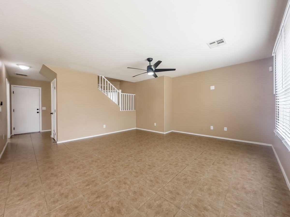 18272 W Bridger St - Photo 5 of 26