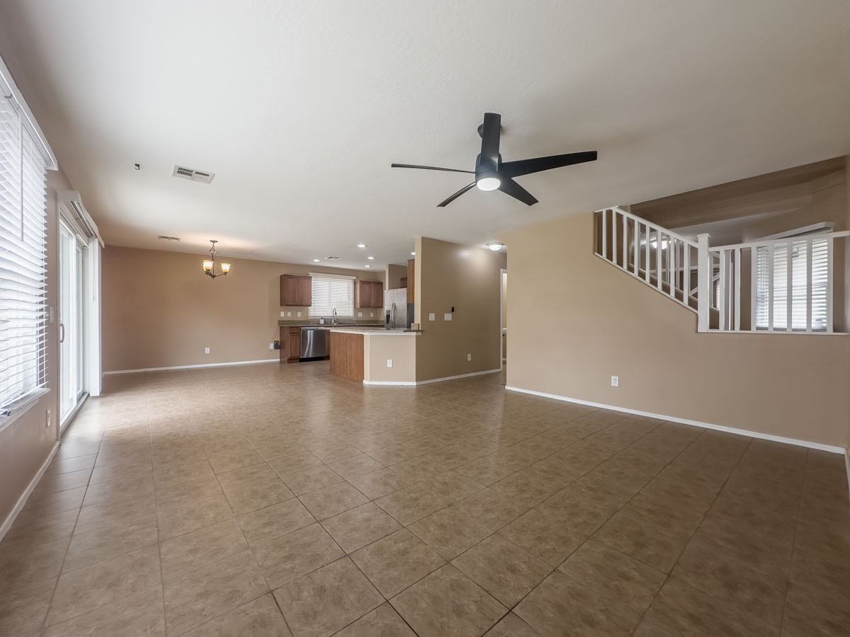 18272 W Bridger St - Photo 6 of 26