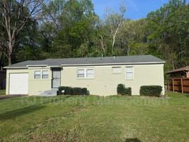 featured image of 3613 Ladue St