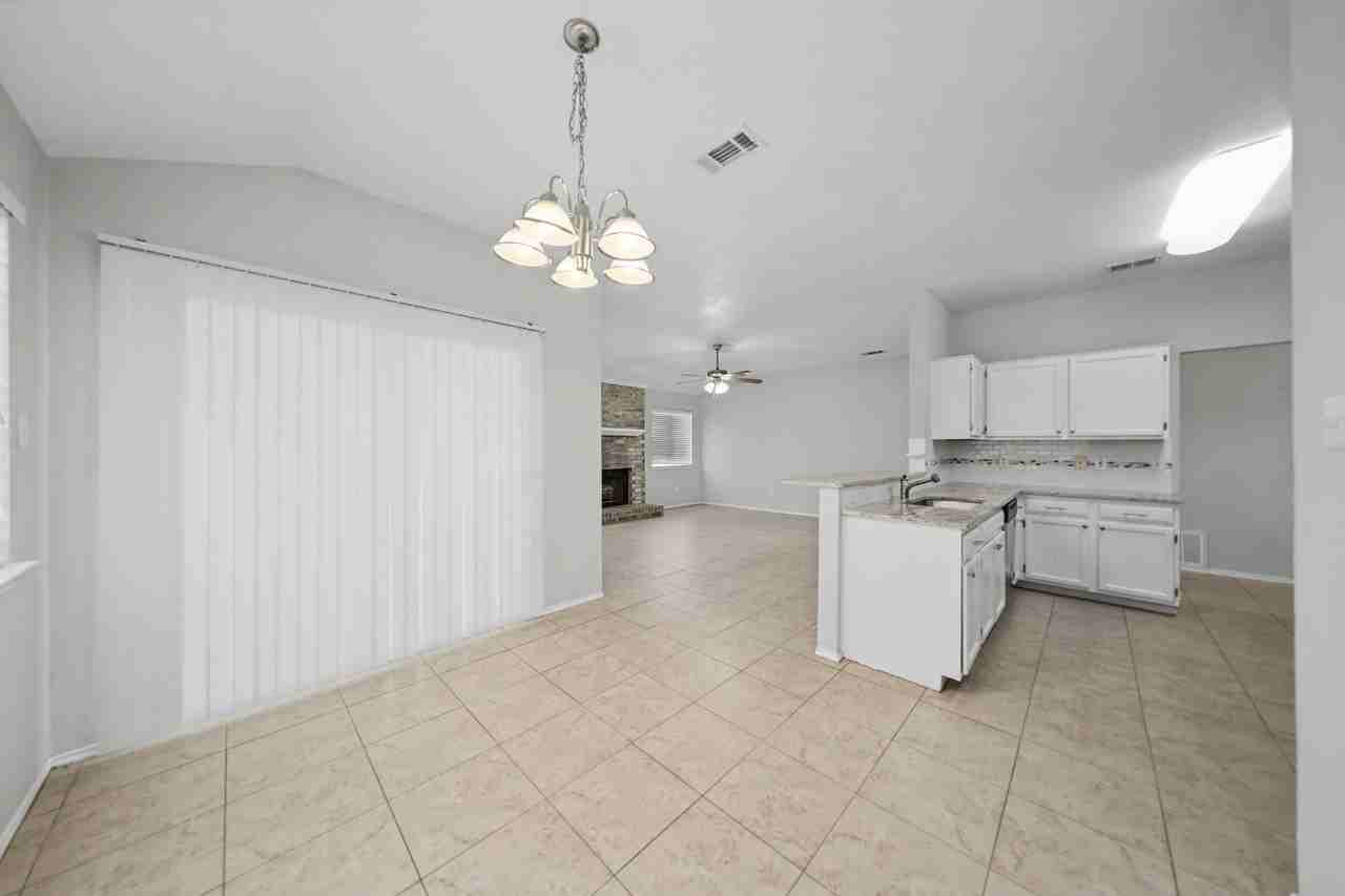 4305 Rifle Dr - Photo 7 of 25