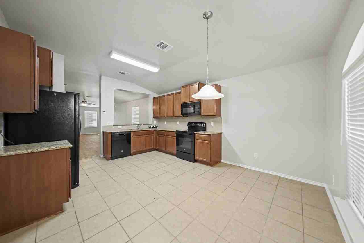 6500 Katy Creek Ln - Photo 5 of 20