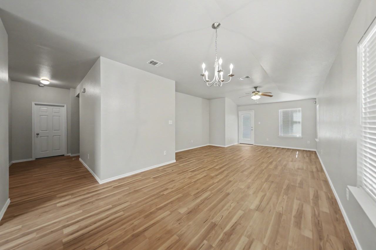 6500 Katy Creek Ln - Photo 6 of 20