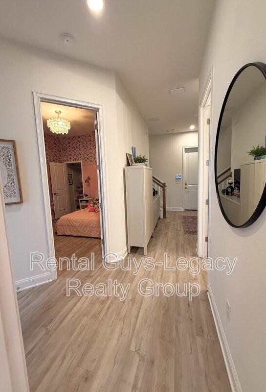 54 Sewall Ln - Photo 3 of 22