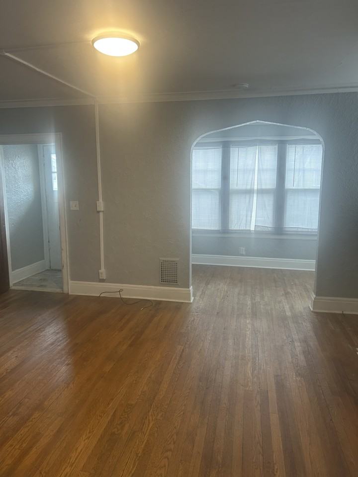 341 Bruce St #341 - Photo 4 of 13