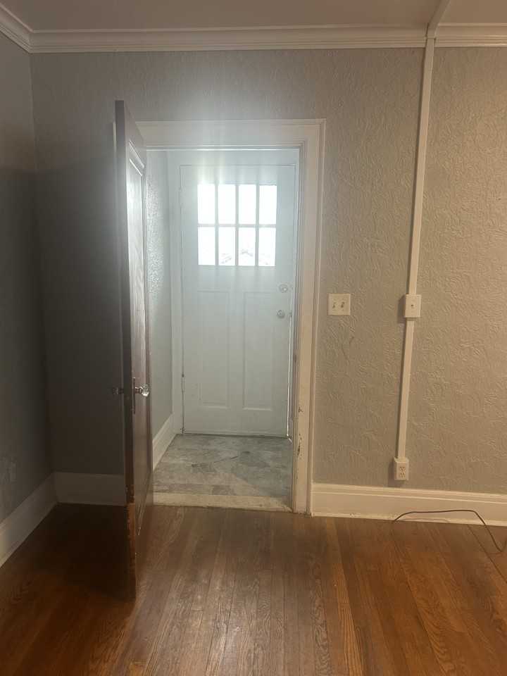 341 Bruce St #341 - Photo 3 of 13