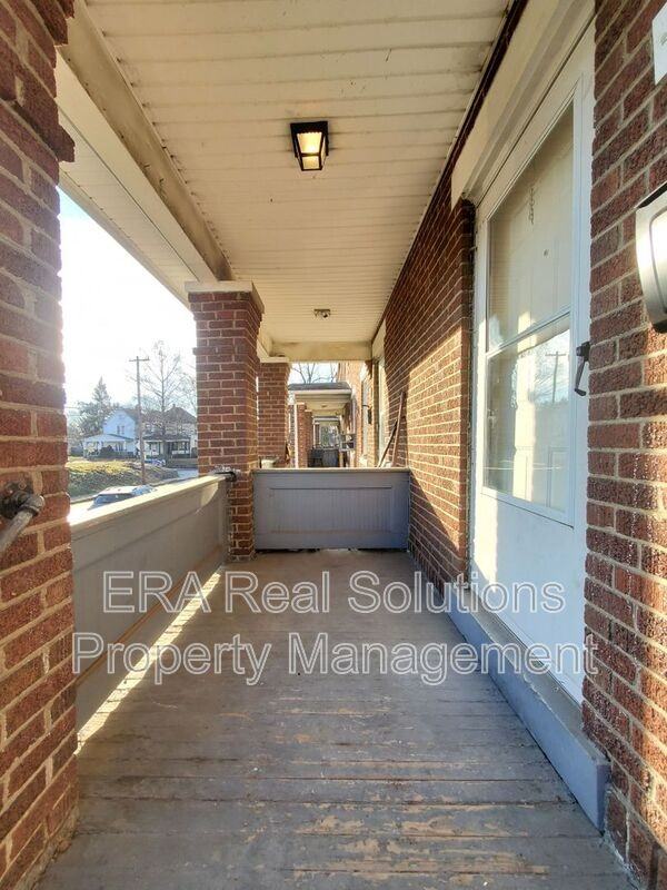 83 Lechner Ave - Photo 6 of 18