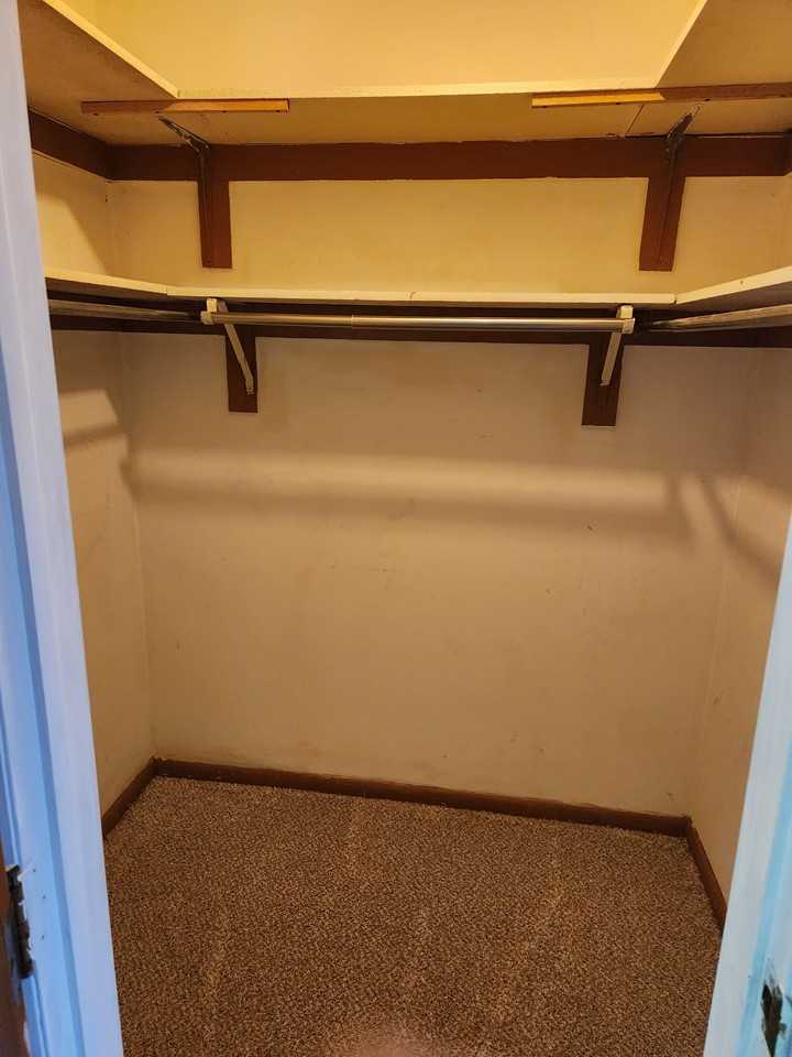 92 Sunnyslope Dr #4 - Photo 4 of 8