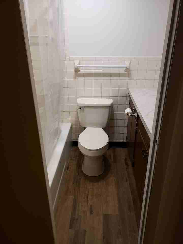 92 Sunnyslope Dr #4 - Photo 5 of 8