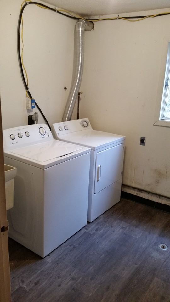 92 Sunnyslope Dr #4 - Photo 6 of 8