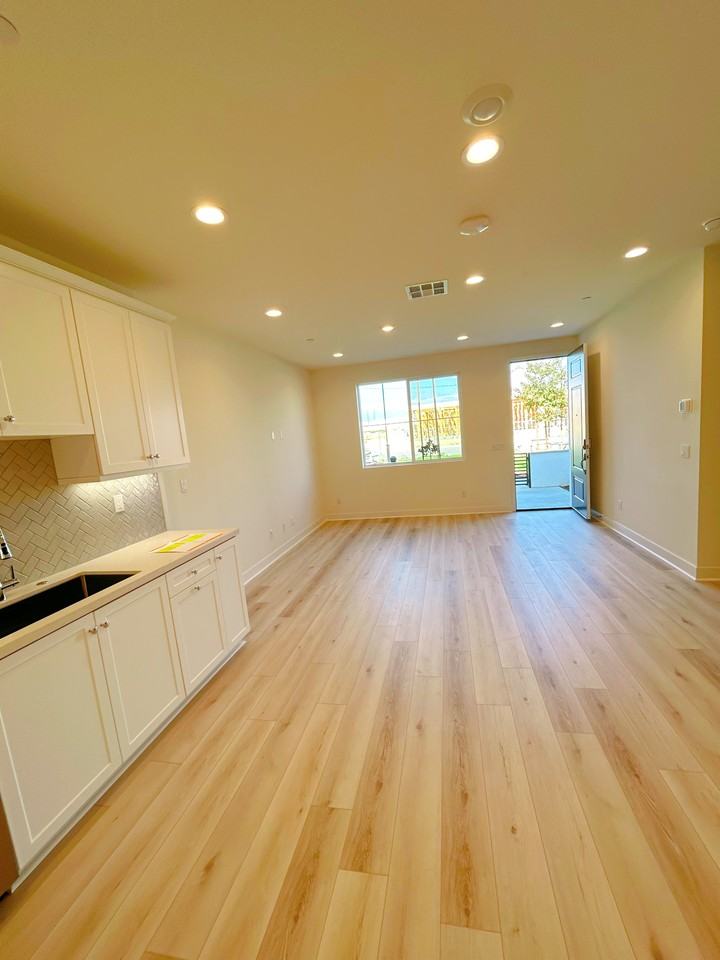 4071 E Peony Paseo #33 - Photo 5 of 26