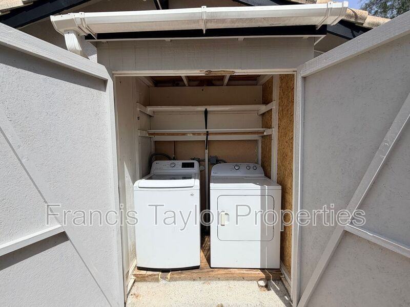 13755 Via Encantado - Photo 4 of 9