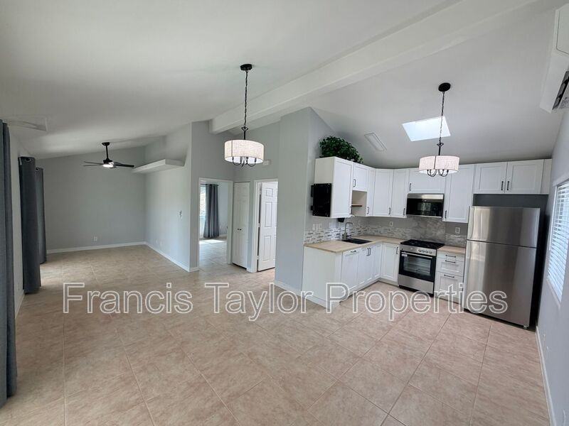 13755 Via Encantado - Photo 6 of 9