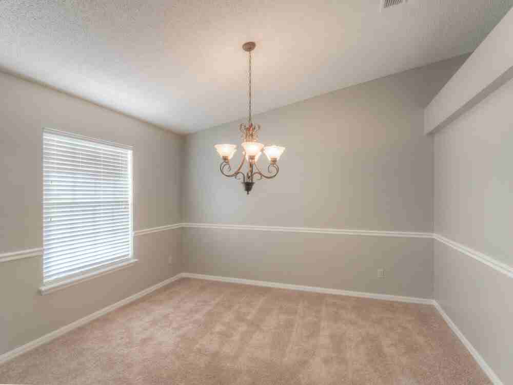 313 Johns Glen Dr - Photo 7 of 16