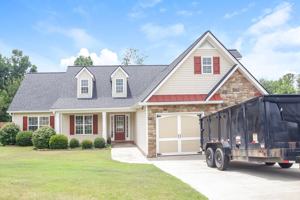 featured image of 705 Williamsburg Ct