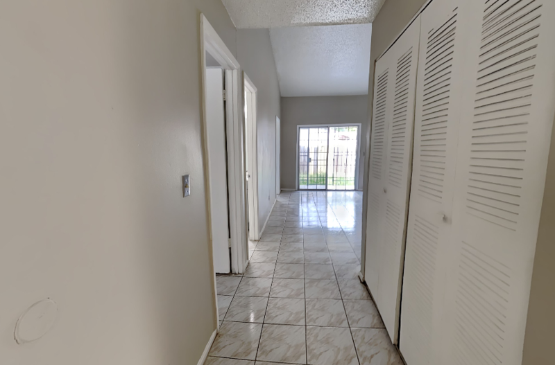 1921 Truman Rd - Photo 7 of 20