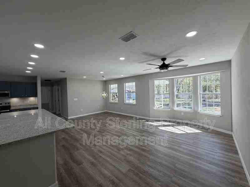 11880 49th Rd - Photo 2 of 12