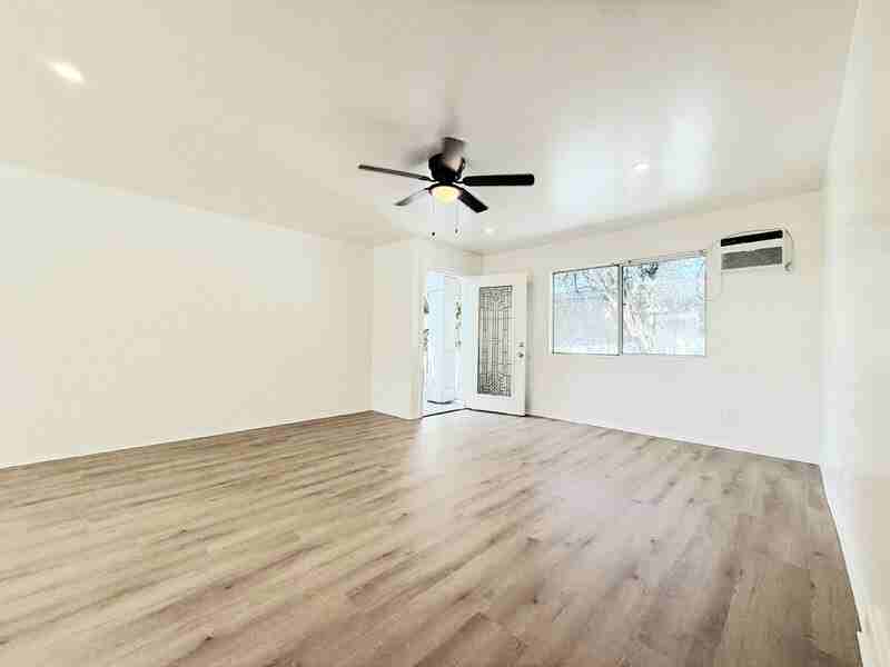 3173 Fairmount St - Photo 2 of 15