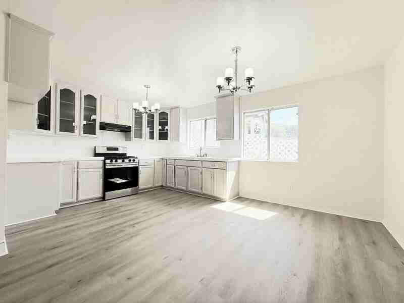 3173 Fairmount St - Photo 4 of 15