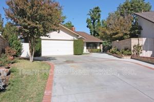 featured image of 25433 Plaza Escovar