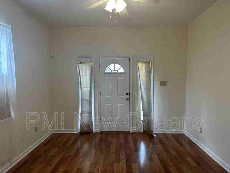 2328 Mandeville St - Photo 3 of 22