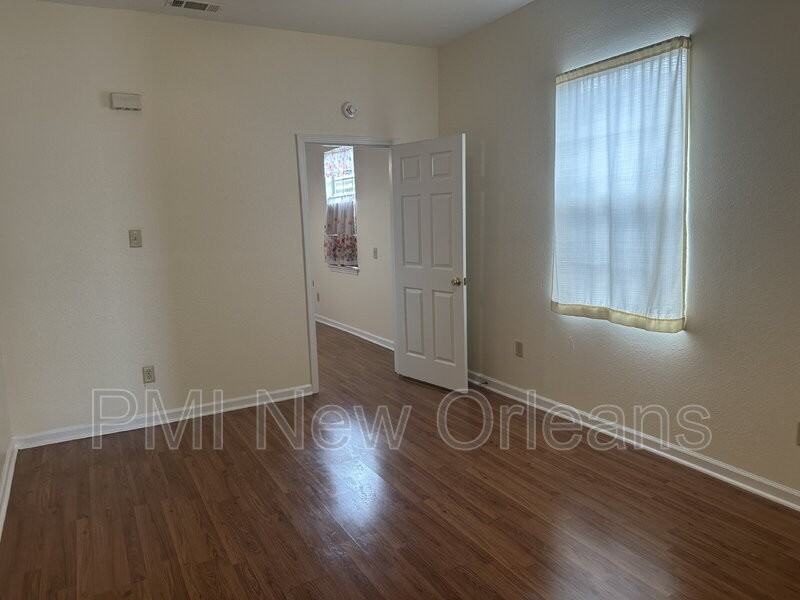 2328 Mandeville St - Photo 6 of 22