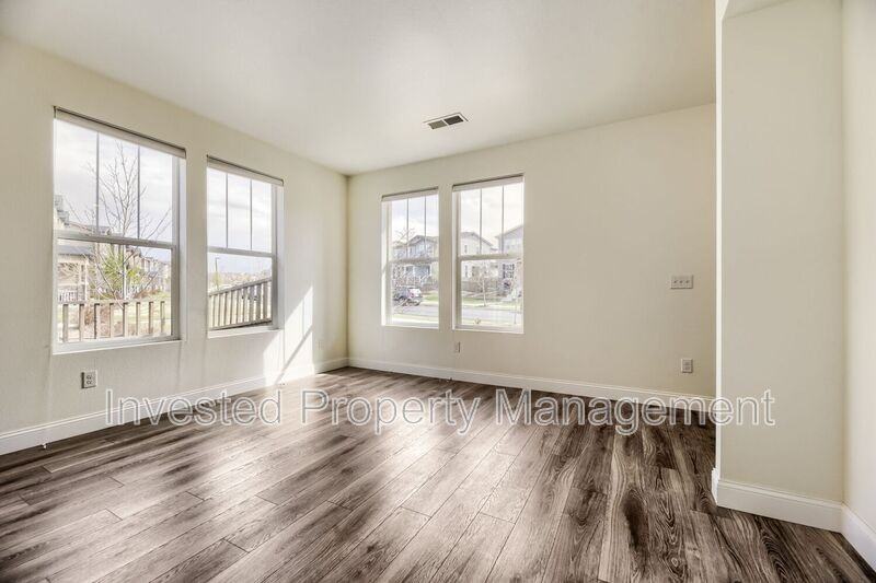 3061 Low Meadow Blvd - Photo 2 of 23