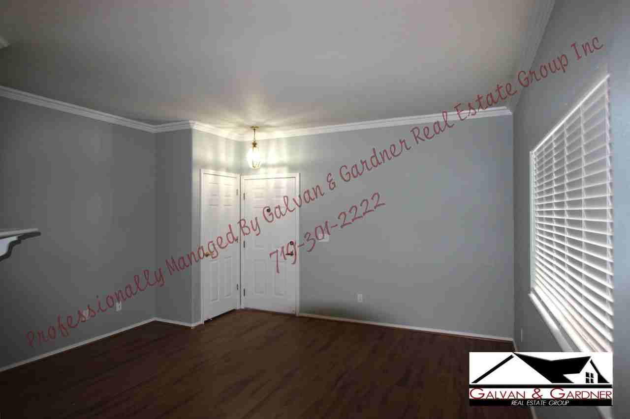 3850 Strawberry Field Grv Apt B - Photo 4 of 19