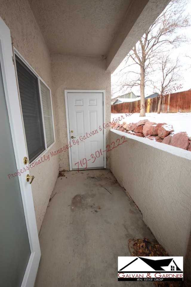 3850 Strawberry Field Grv Apt B - Photo 7 of 19