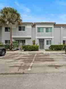 20861 Nw 4th St - Photo 3 of 3