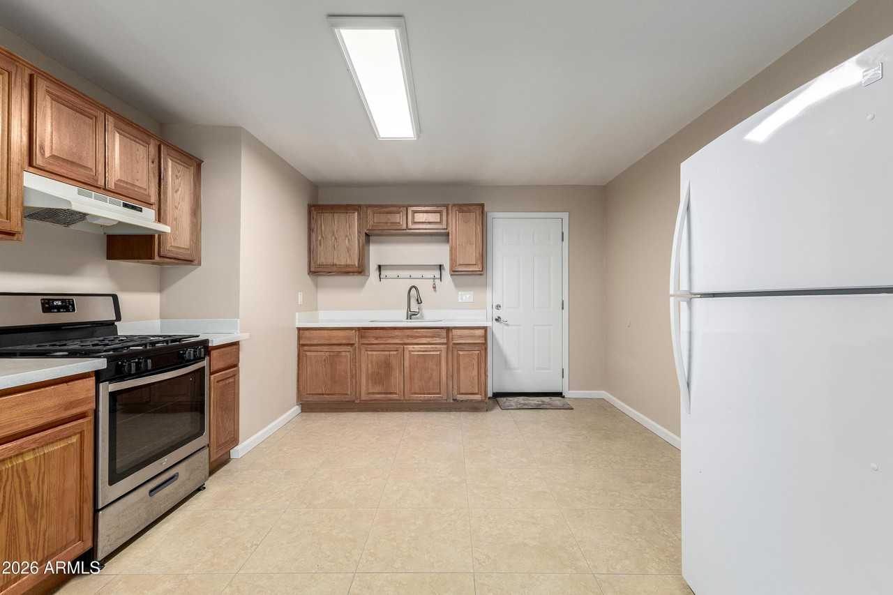12817 W Cottonwood St #1 - Photo 7 of 7