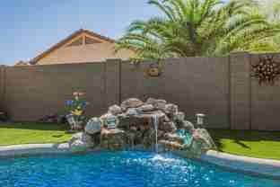 17475 W Spring Ln - Photo 1 of 1