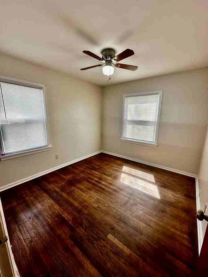 126 California Blvd - Photo 6 of 24