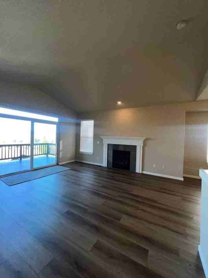 1235 Sw 10th Way - Photo 7 of 27