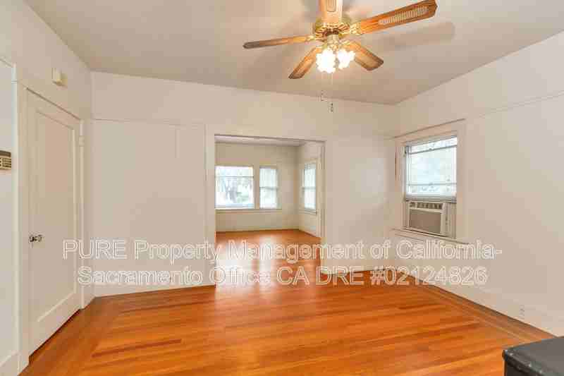 816 22nd St #1 - Photo 7 of 17