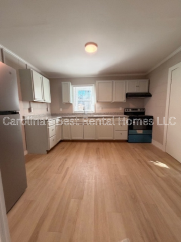 621 Milligan St - Photo 6 of 12