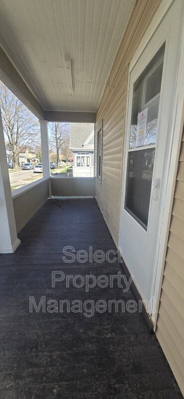 1235 Huestis Ave #A - Photo 3 of 18