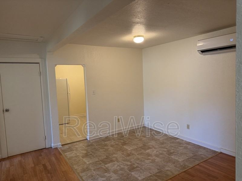 552 Pacific Ave #09 - Photo 7 of 14