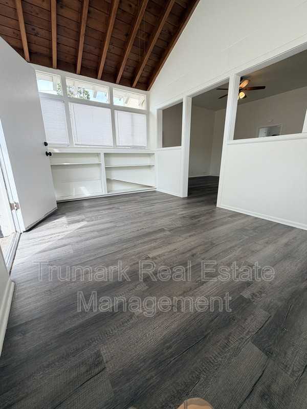 1728 N California St - Photo 4 of 16