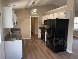 103 Walnut Grove Cir - Photo 1 of 1