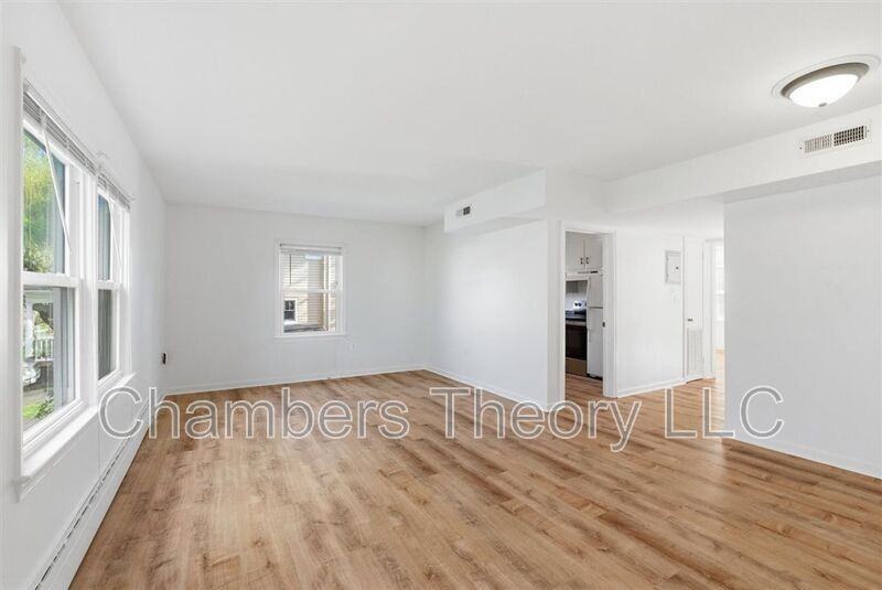 130 S 29th St #2 - Photo 2 of 22