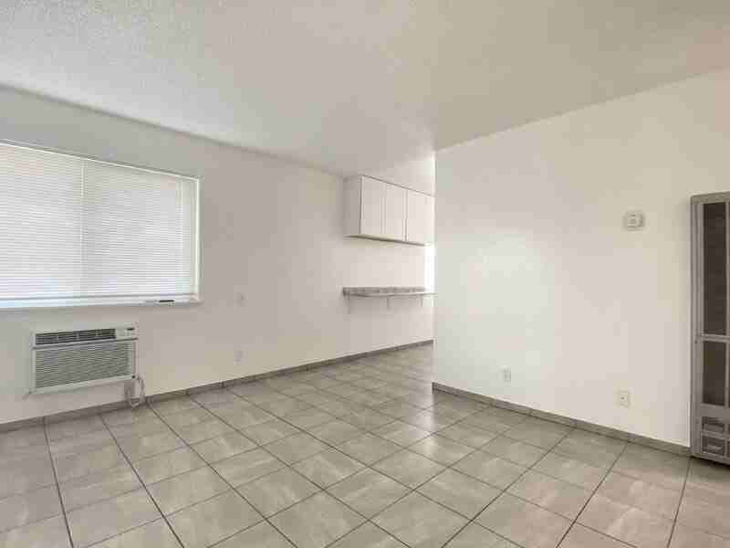 6820 7th Ave #8 - Photo 2 of 15