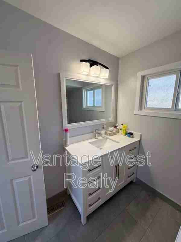 16250 Carrs Landing Rd - Photo 3 of 15