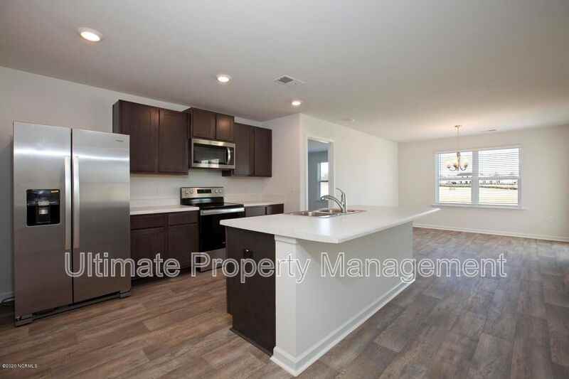 585 Draymore Dr Ne - Photo 2 of 32