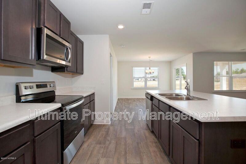 585 Draymore Dr Ne - Photo 5 of 32