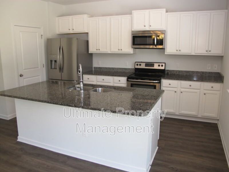 8164 E Highcroft Dr Ne - Photo 4 of 16