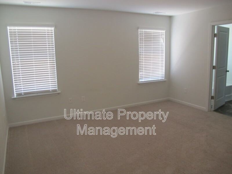 8164 E Highcroft Dr Ne - Photo 7 of 16