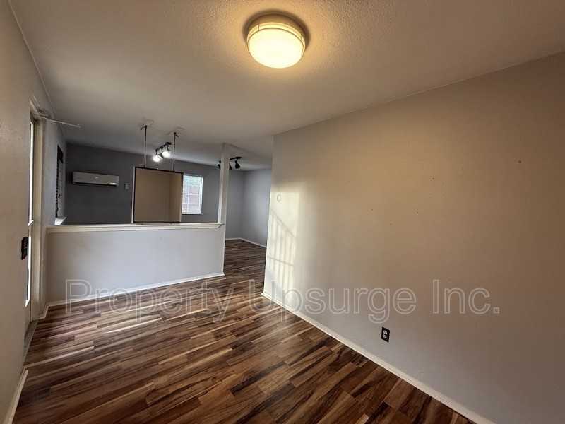 3404 Bechelli Ln - Photo 2 of 5