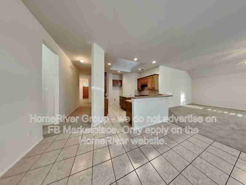 1503 Parkside Dr - Photo 6 of 29